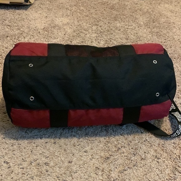Pink Victoria’s Secret Gym Duffle Weekender Bag - Picture 11 of 16